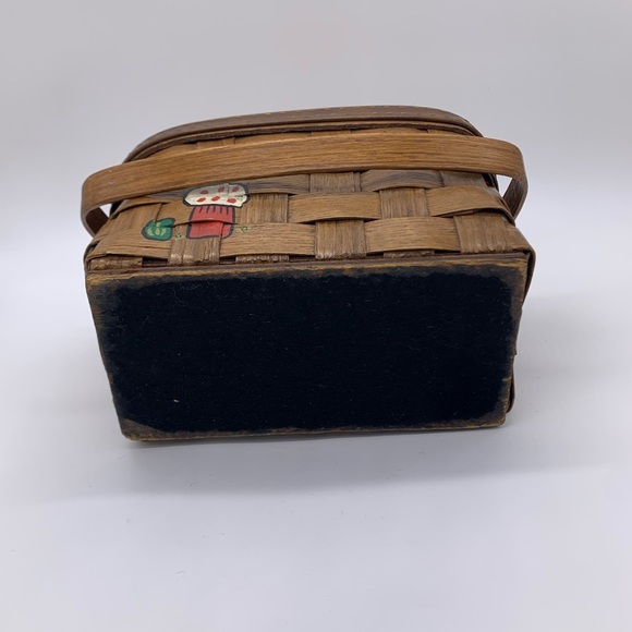 MCM Slenderella Fashion Wicker Basket Woven Painted Mushrooms By Caro Nan - Picture 8 of 16